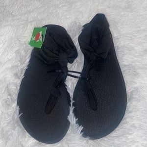 🐘🌹 Sanuk women’s yoga sling Ella sandal